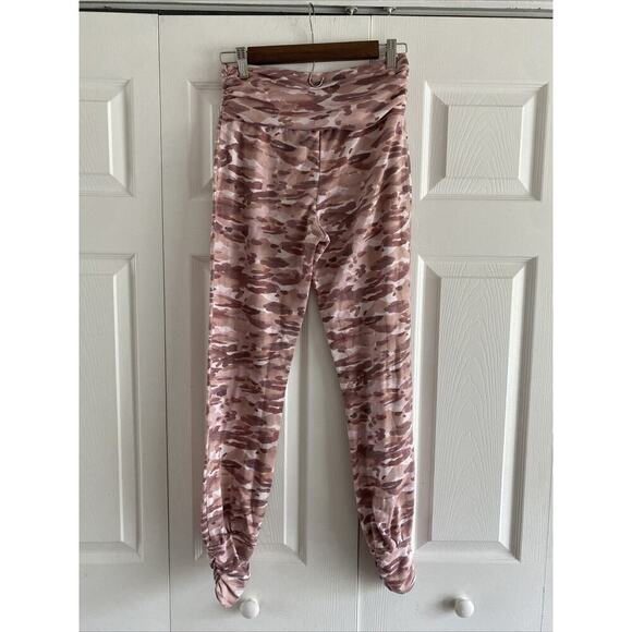 Tahari Sport Women's Small Pink Camo Athletic Jogger Pants Casual - Picture 5 of 6